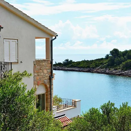 Blissful Bay - One Bedroom With Balcony *