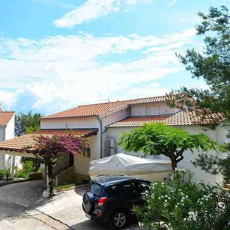 Blissful Bay - One Bedroom With Balcony