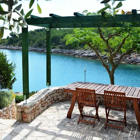 Apartment Blissful Bay - One Bedroom With Balcony Vrboska